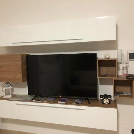 Luxury Affitti Brevi Lägenhet Marconia Exteriör bild