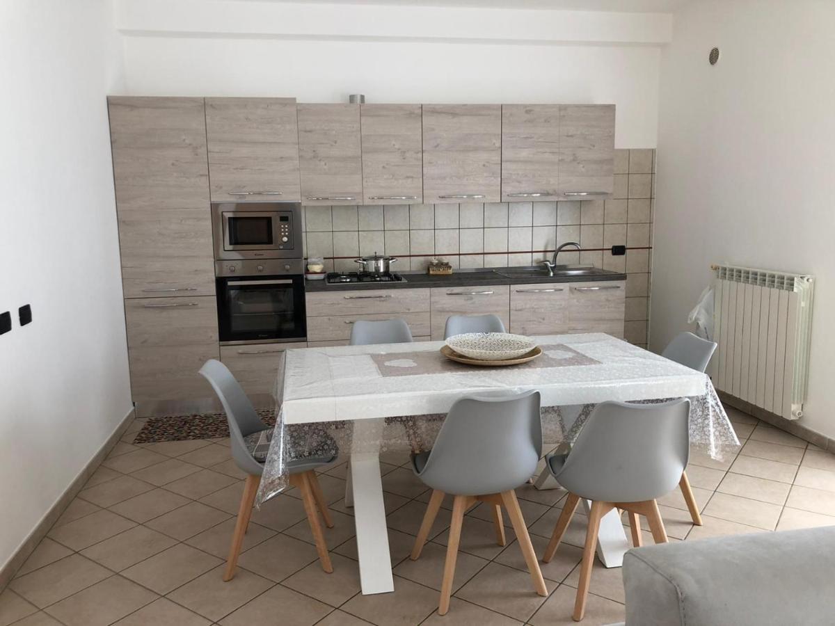Luxury Affitti Brevi Lägenhet Marconia Exteriör bild