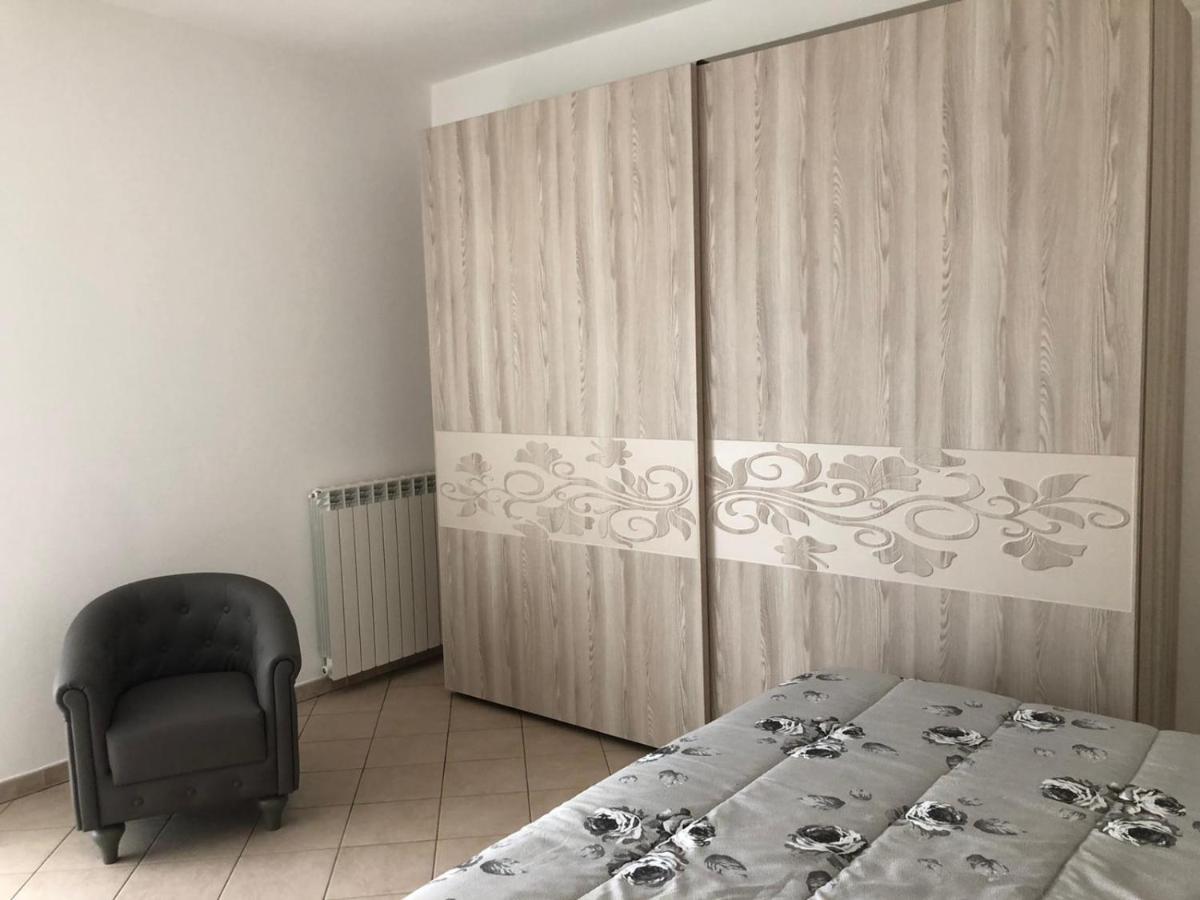 Luxury Affitti Brevi Lägenhet Marconia Exteriör bild