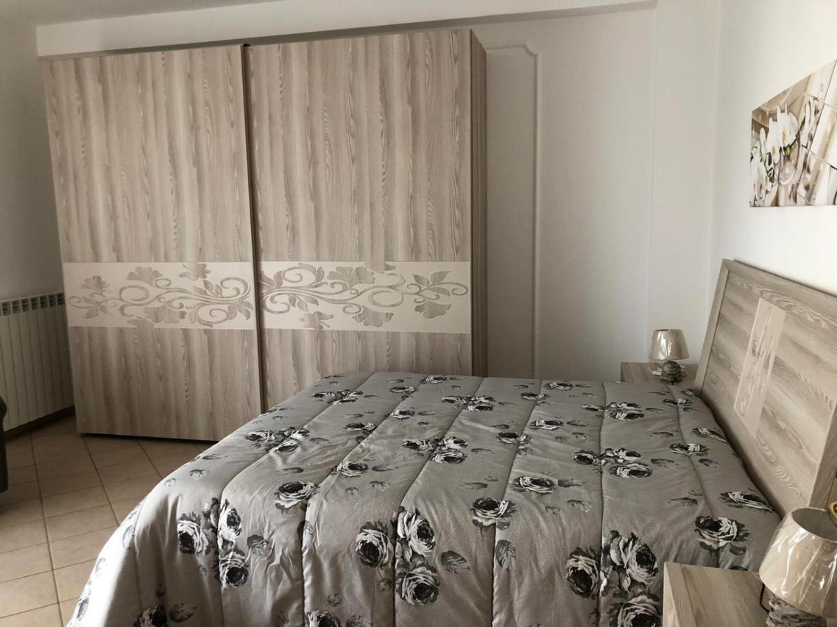Luxury Affitti Brevi Lägenhet Marconia Exteriör bild