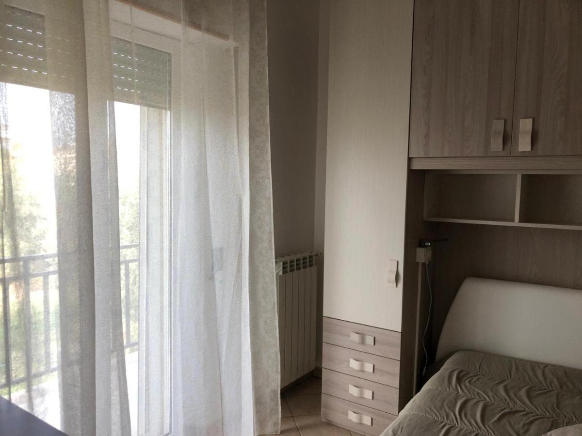 Luxury Affitti Brevi Lägenhet Marconia Exteriör bild